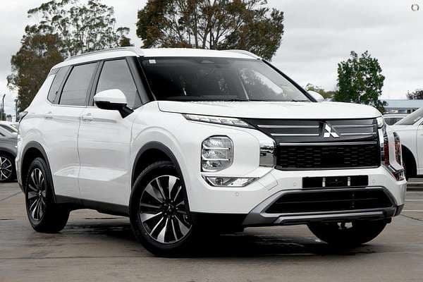 2025 Mitsubishi Outlander