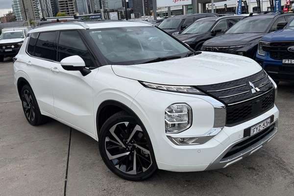 2022 Mitsubishi Outlander