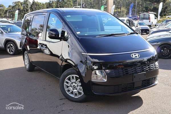 2026 Hyundai STARIA LOAD
